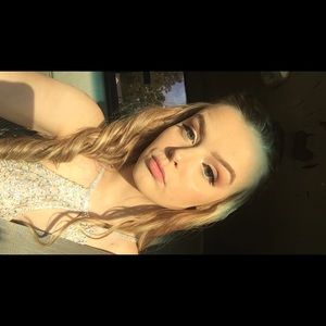 Meet your Posher, Rose